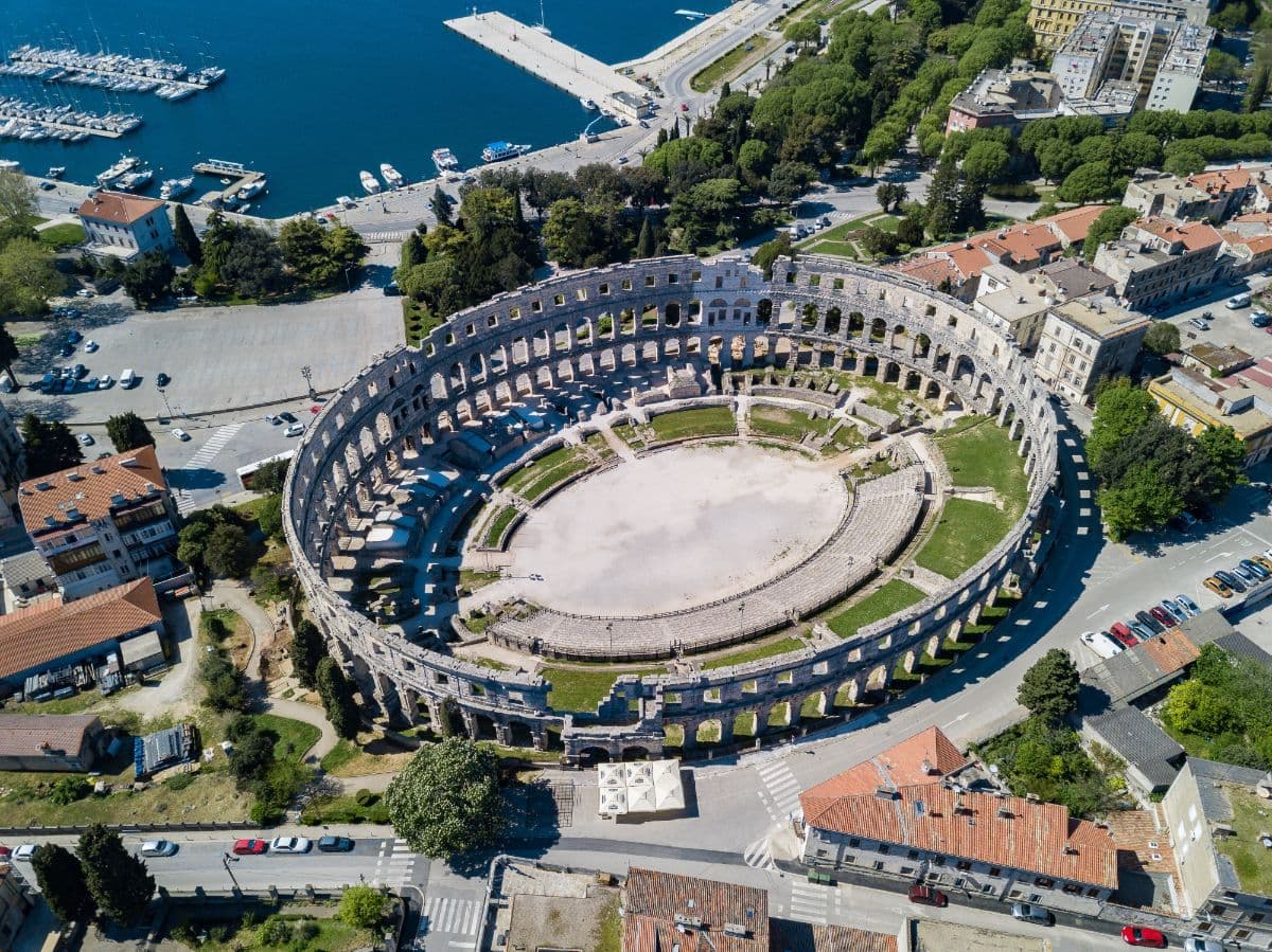 Pula 1